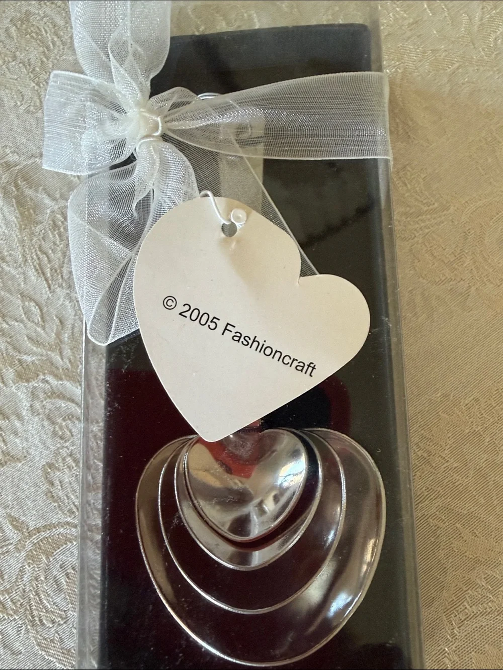 Love Beyond Measure Heart Measuring Spoon Set - Silver